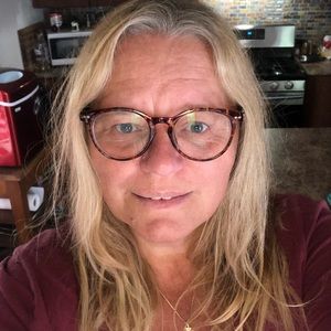 Meet your Posher, Brenda